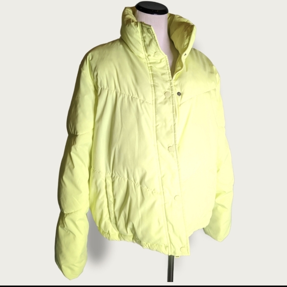 Neon fluorescent yellow green oversized puffer jacket EUC Women's XL 90's y2k - Picture 2 of 7